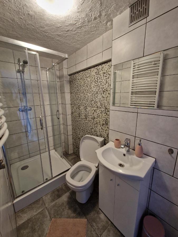 Stara Kuznia Radkow Hotell Eksteriør bilde