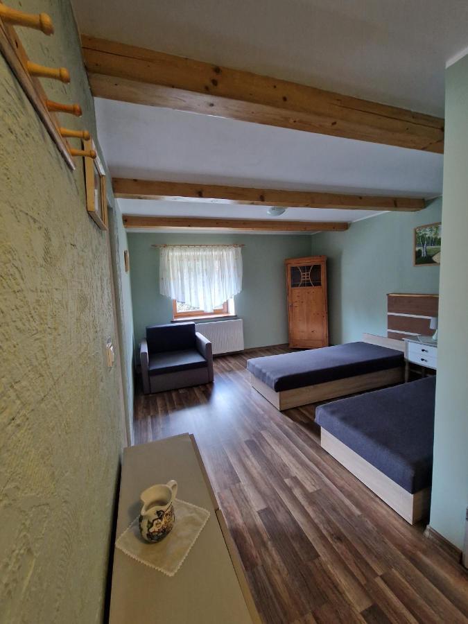 Stara Kuznia Radkow Hotell Eksteriør bilde