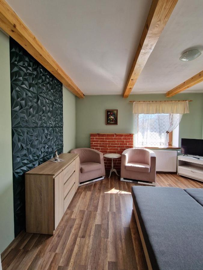 Stara Kuznia Radkow Hotell Eksteriør bilde